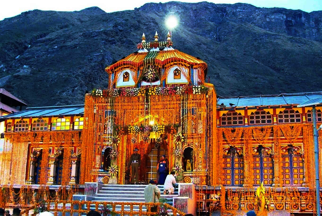 Badrinath Yatra by helicopter